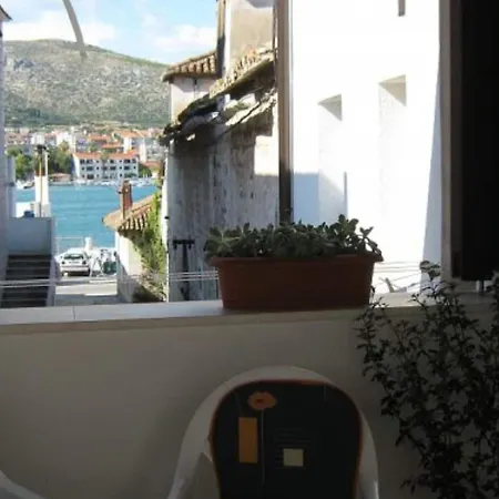 Apartment Klaudija S Charming & - One Bedroom *