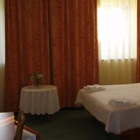 公寓 Klaudija S Charming & - One Bedroom